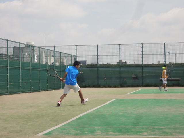 http://www.ariake.kaetsu.ac.jp/club/tennis/DSC03602.JPG