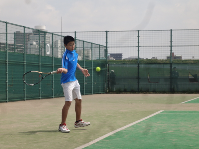 http://www.ariake.kaetsu.ac.jp/club/tennis/DSC03608.JPG