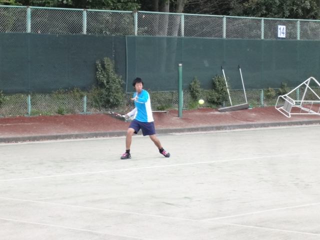 http://www.ariake.kaetsu.ac.jp/club/tennis/DSC03678.JPG