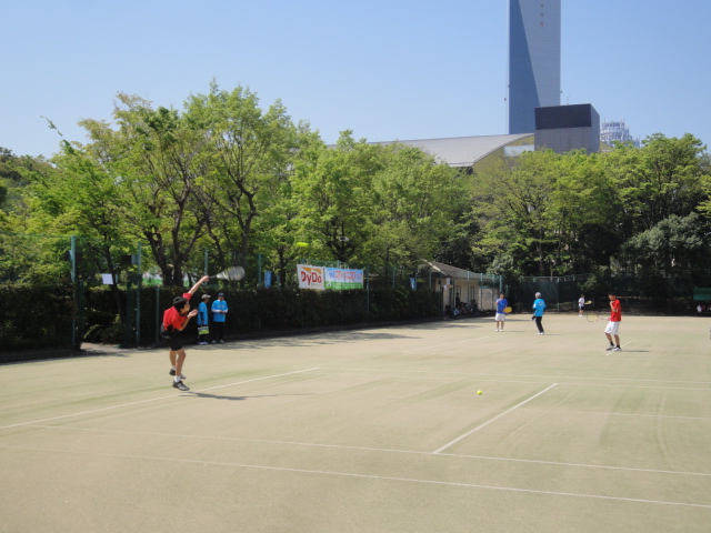 http://www.ariake.kaetsu.ac.jp/club/tennis/DSC03729.JPG