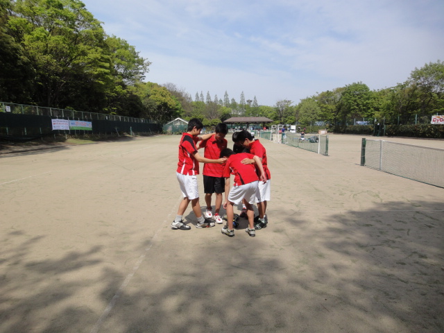 http://www.ariake.kaetsu.ac.jp/club/tennis/DSC03742.JPG