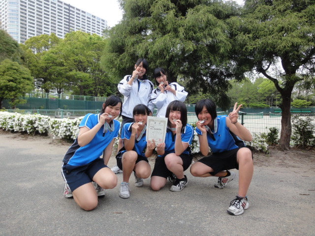 http://www.ariake.kaetsu.ac.jp/club/tennis/DSC03753.JPG