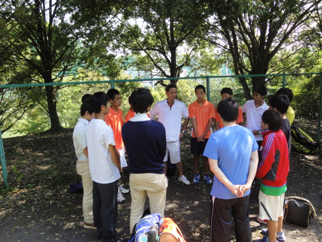 http://www.ariake.kaetsu.ac.jp/club/tennis/DSC03882.JPG