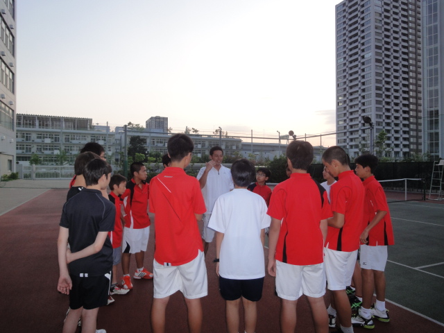 http://www.ariake.kaetsu.ac.jp/club/tennis/DSC03950.JPG