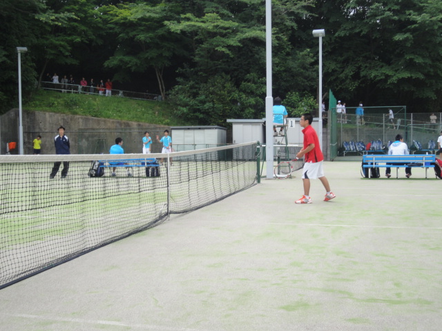 http://www.ariake.kaetsu.ac.jp/club/tennis/DSC04021.JPG