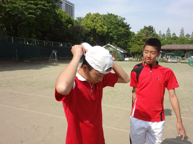http://www.ariake.kaetsu.ac.jp/club/tennis/DSC05056.JPG