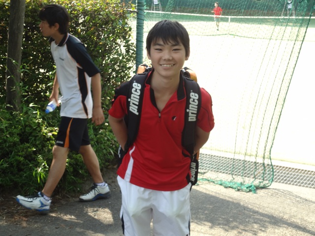 http://www.ariake.kaetsu.ac.jp/club/tennis/DSC05068.JPG