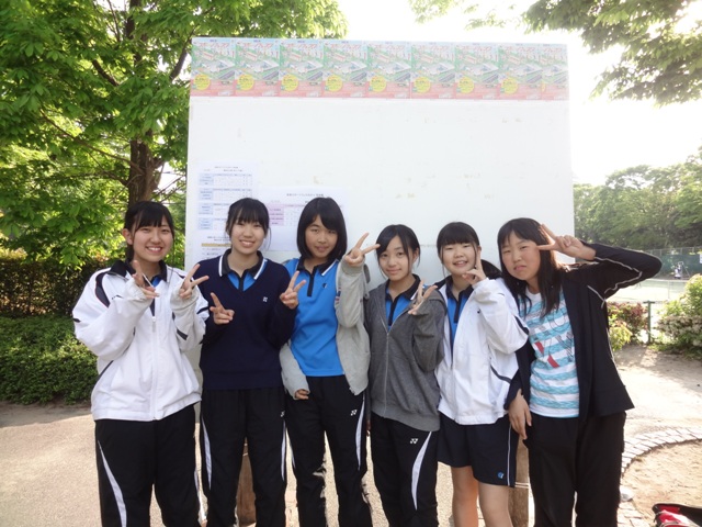 http://www.ariake.kaetsu.ac.jp/club/tennis/DSC05092.JPG