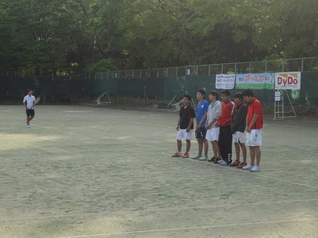 http://www.ariake.kaetsu.ac.jp/club/tennis/DSC05094.JPG