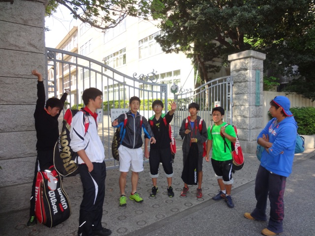 http://www.ariake.kaetsu.ac.jp/club/tennis/DSC05416.JPG