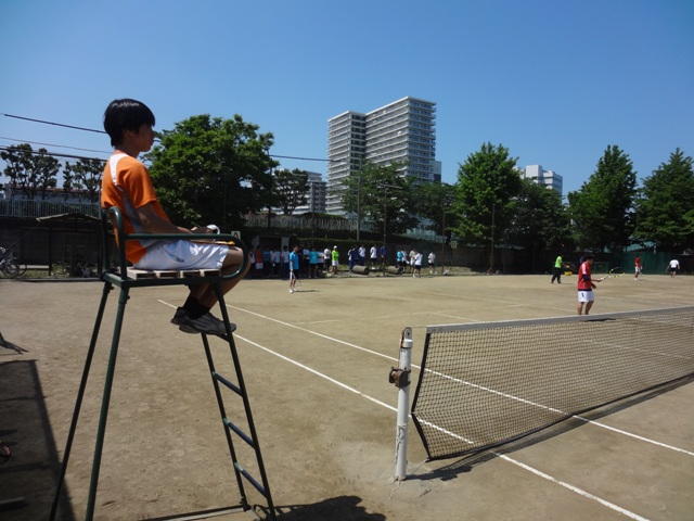 http://www.ariake.kaetsu.ac.jp/club/tennis/DSC05418.JPG