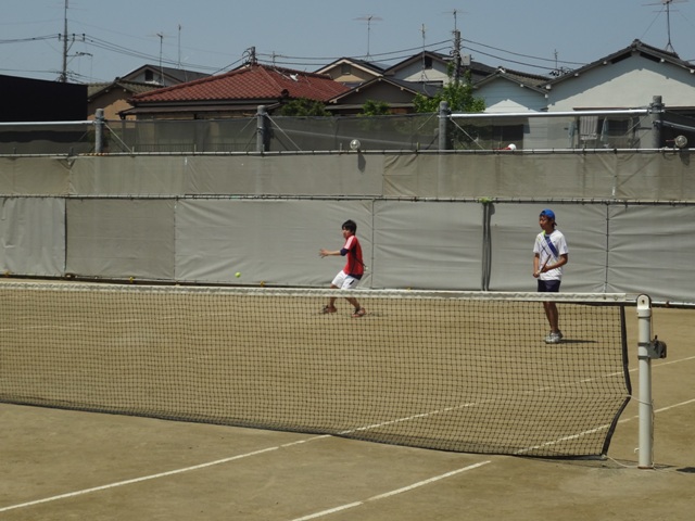 http://www.ariake.kaetsu.ac.jp/club/tennis/DSC05428.JPG