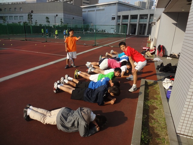 http://www.ariake.kaetsu.ac.jp/club/tennis/DSC05457.JPG