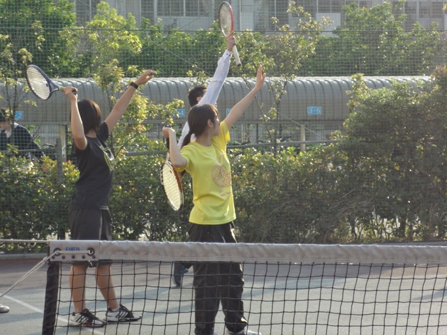 http://www.ariake.kaetsu.ac.jp/club/tennis/DSC05474.JPG