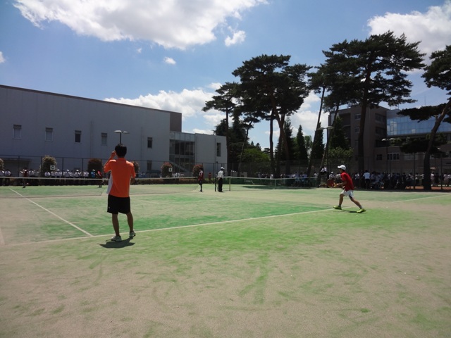 http://www.ariake.kaetsu.ac.jp/club/tennis/DSC05478.JPG