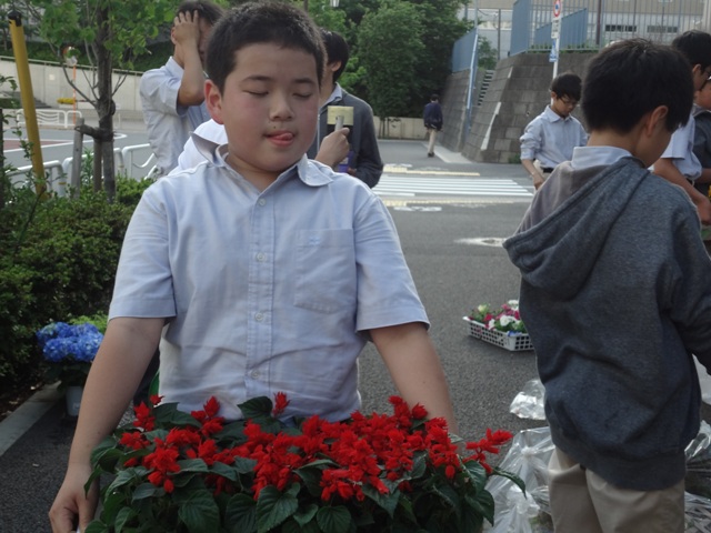 http://www.ariake.kaetsu.ac.jp/club/tennis/DSC05599.JPG