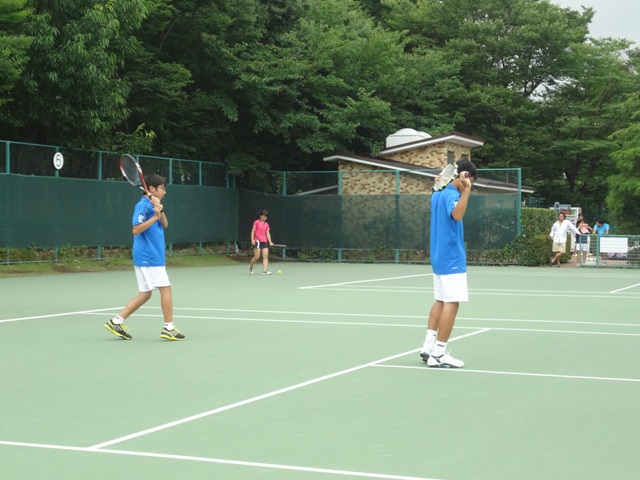 http://www.ariake.kaetsu.ac.jp/club/tennis/DSC06041.JPG