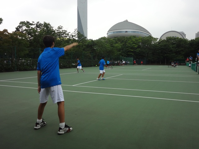 http://www.ariake.kaetsu.ac.jp/club/tennis/DSC06043.JPG
