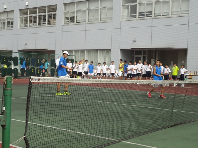 http://www.ariake.kaetsu.ac.jp/club/tennis/DSC06112.JPG