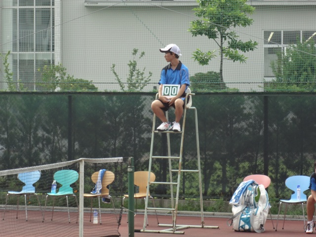 http://www.ariake.kaetsu.ac.jp/club/tennis/DSC06120.JPG