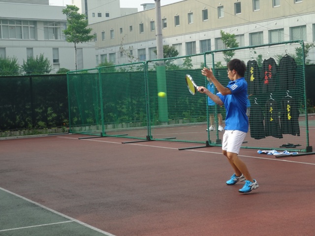 http://www.ariake.kaetsu.ac.jp/club/tennis/DSC06152.JPG