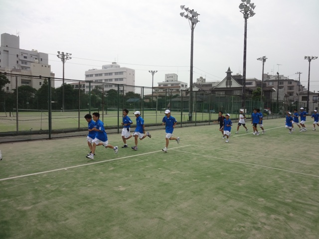 http://www.ariake.kaetsu.ac.jp/club/tennis/DSC06155.JPG