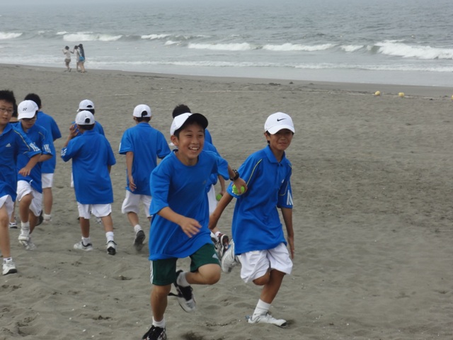 http://www.ariake.kaetsu.ac.jp/club/tennis/DSC06177.JPG