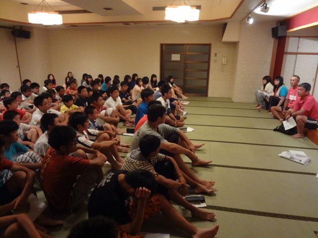 http://www.ariake.kaetsu.ac.jp/club/tennis/DSC06217.JPG