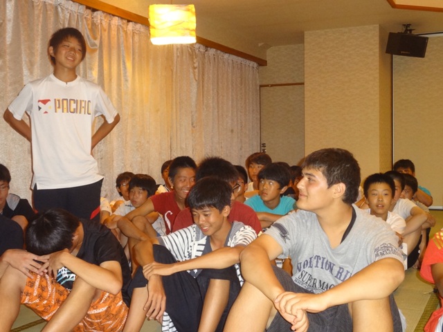 http://www.ariake.kaetsu.ac.jp/club/tennis/DSC06225.JPG