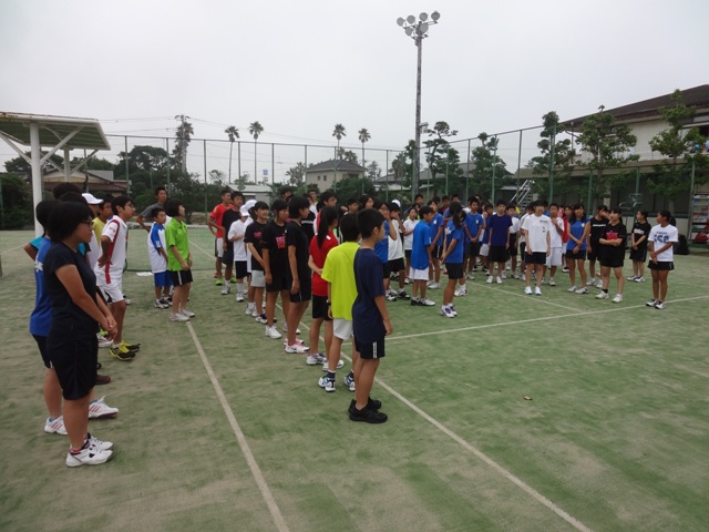 http://www.ariake.kaetsu.ac.jp/club/tennis/DSC06232.JPG