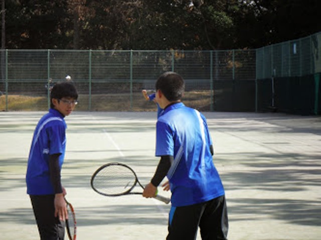 http://www.ariake.kaetsu.ac.jp/club/tennis/DSCF0767.JPG
