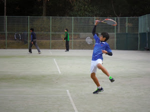 http://www.ariake.kaetsu.ac.jp/club/tennis/DSCF0795.JPG