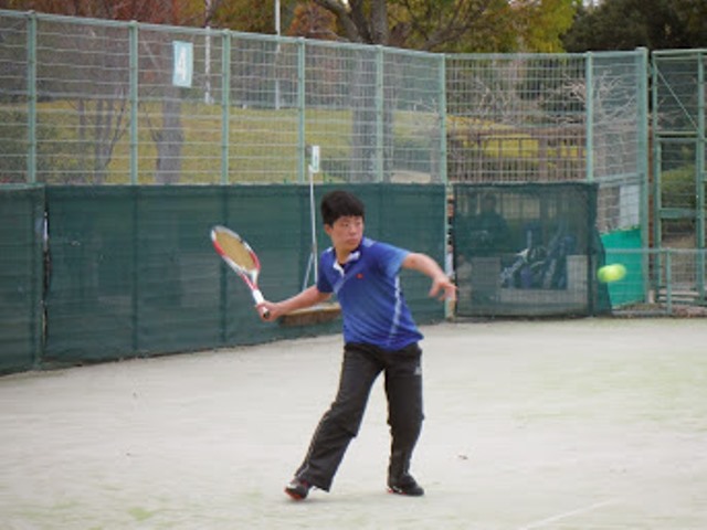 http://www.ariake.kaetsu.ac.jp/club/tennis/DSCF0829.JPG