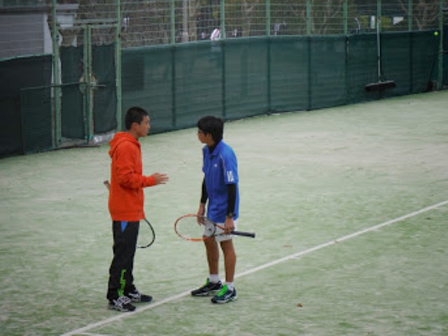 http://www.ariake.kaetsu.ac.jp/club/tennis/DSCF0831.JPG