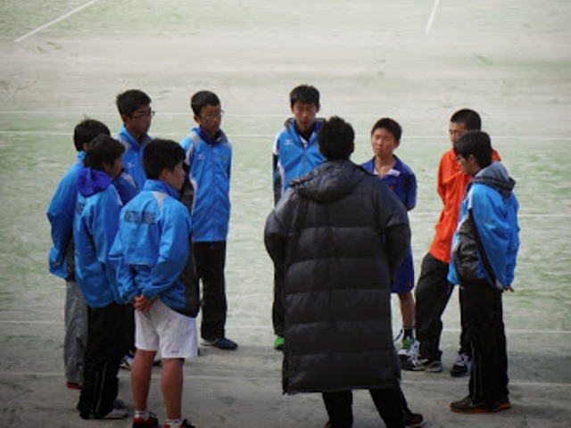 http://www.ariake.kaetsu.ac.jp/club/tennis/DSCF0850.JPG