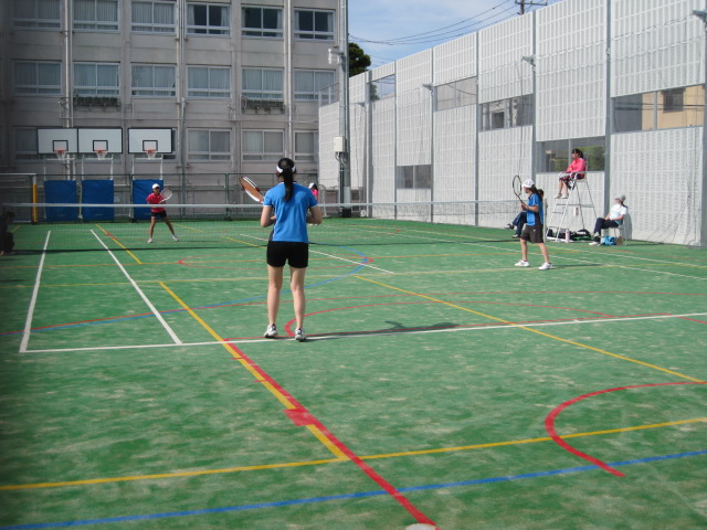 http://www.ariake.kaetsu.ac.jp/club/tennis/IMG_0004.JPG