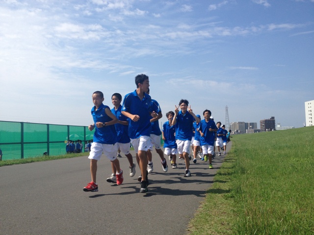 http://www.ariake.kaetsu.ac.jp/club/tennis/IMG_1044.JPG
