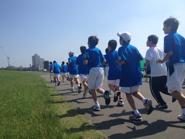 http://www.ariake.kaetsu.ac.jp/club/tennis/IMG_1046.JPG