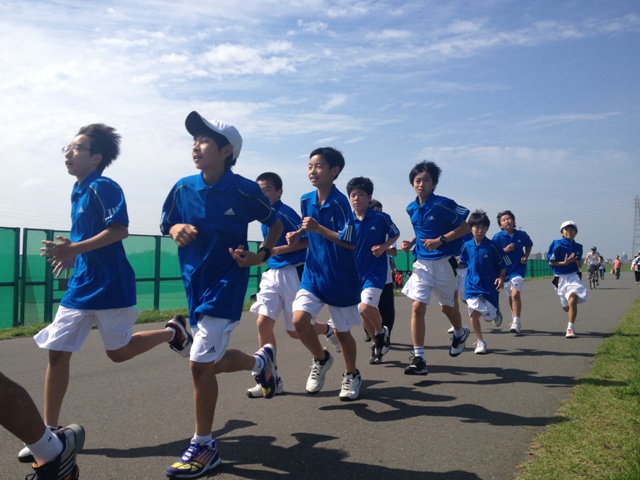 http://www.ariake.kaetsu.ac.jp/club/tennis/IMG_1051.JPG