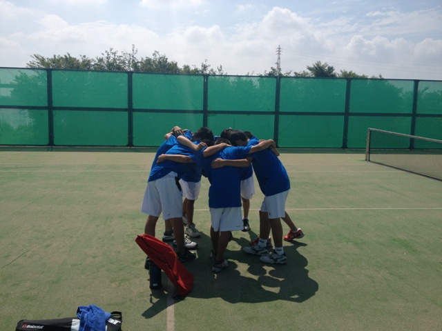 http://www.ariake.kaetsu.ac.jp/club/tennis/IMG_1058.JPG