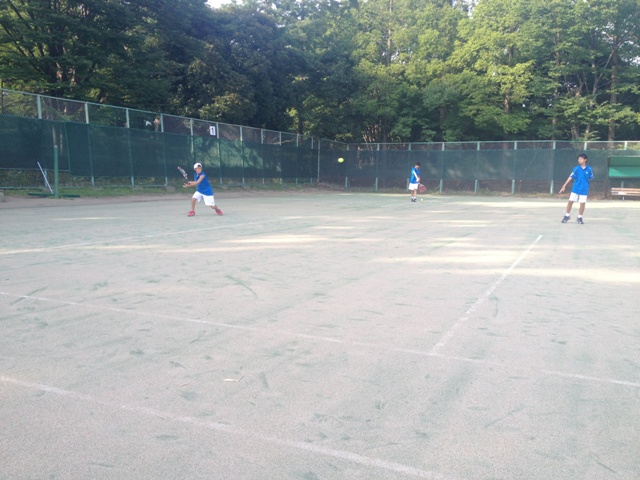 http://www.ariake.kaetsu.ac.jp/club/tennis/IMG_1167.JPG