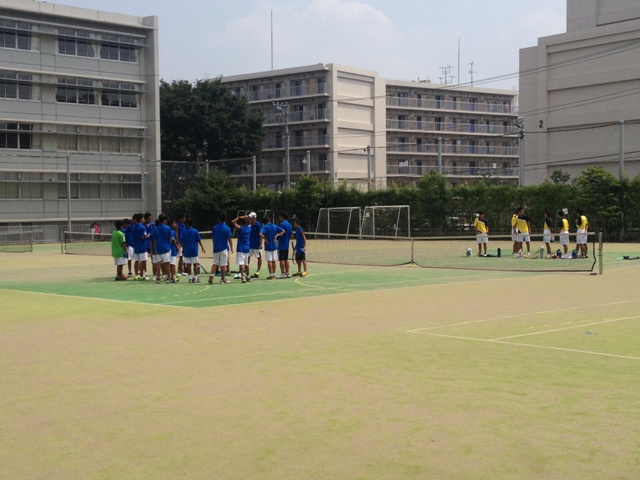 http://www.ariake.kaetsu.ac.jp/club/tennis/IMG_1222.JPG