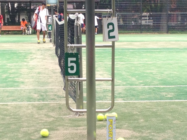 http://www.ariake.kaetsu.ac.jp/club/tennis/IMG_1357.JPG