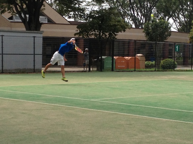 http://www.ariake.kaetsu.ac.jp/club/tennis/IMG_1387.JPG