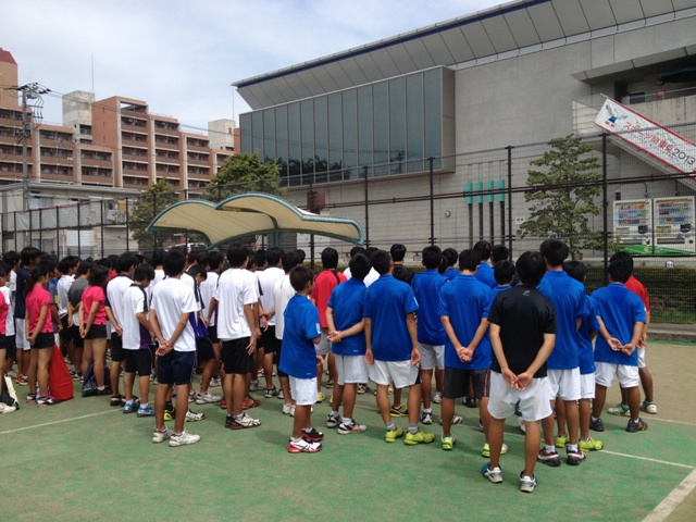 http://www.ariake.kaetsu.ac.jp/club/tennis/IMG_1429.JPG