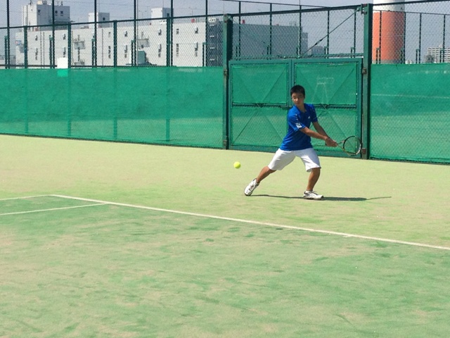 http://www.ariake.kaetsu.ac.jp/club/tennis/IMG_1445.JPG