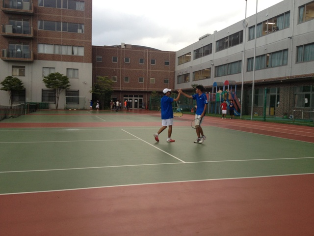 http://www.ariake.kaetsu.ac.jp/club/tennis/IMG_1465.JPG
