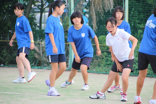 http://www.ariake.kaetsu.ac.jp/club/tennis/IMG_9173.JPG