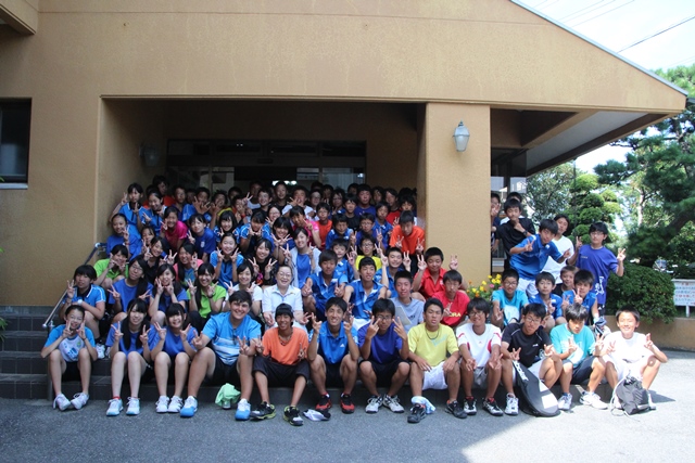 http://www.ariake.kaetsu.ac.jp/club/tennis/IMG_9411.JPG
