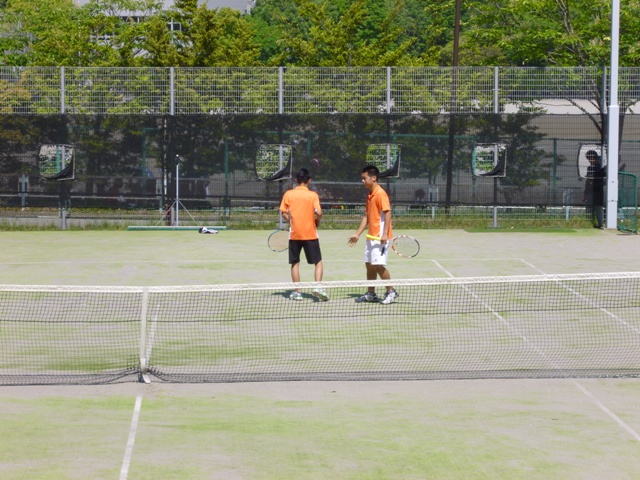 http://www.ariake.kaetsu.ac.jp/club/tennis/P1000256.JPG